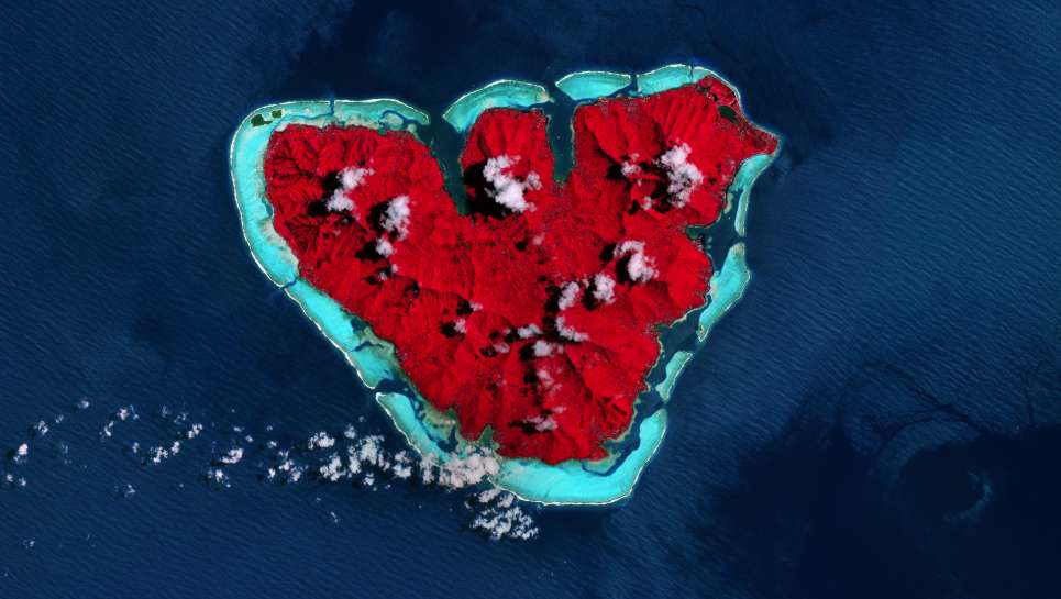 Saint-Valentin : des îles et des lacs en forme de coeur vus de l'espace
