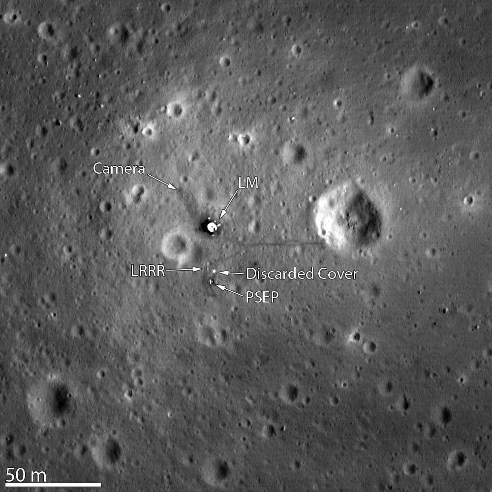 L'empreinte du premier pas sur la Lune C528c66dad_50017853_apollo11-lro-nasa