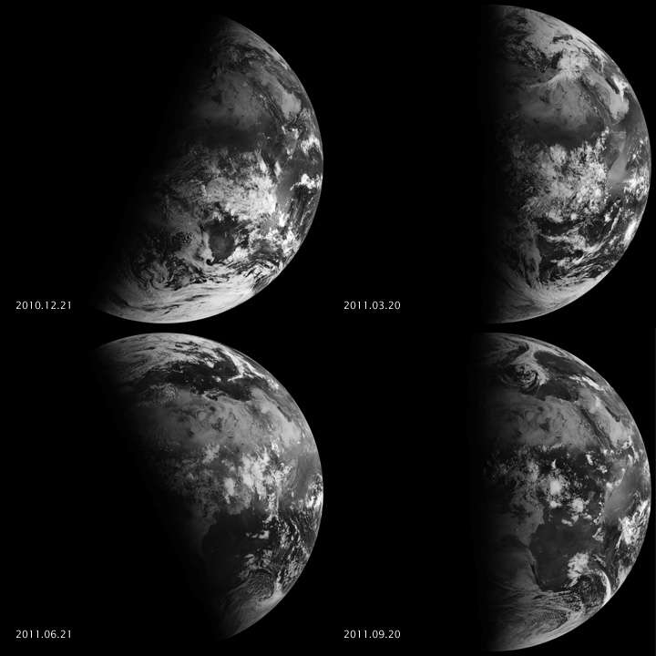 À gauche : la Terre lors des deux solstices. À droite : la Terre lors des deux équinoxes. Pour ceux-ci, on constate que les deux hémisphères sont éclairés de la même façon. Images du satellite Meteosat-9 prises en 2011. © Eumetsat