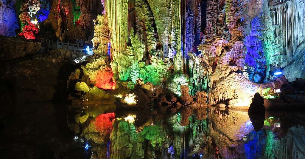Grottes-et-cavernes