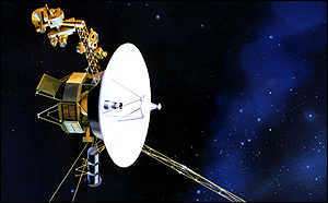 Les sondes Voyager 1 et 2 envoyées en 1977 pour explorer les 4 planètes géantes de notre système solaire (Crédits : NASA)