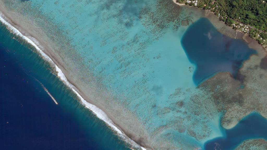 Le récif corallien de Moorea, en Polynésie française ; image également acquise par un satellite de Planet. © Planet Lab 2018
