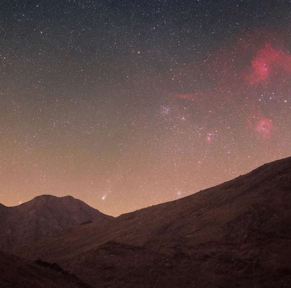 La comète 21P photographiée dans le désert, en Iran. © avec l'aimable autorisation d'Amir H. Abolfath