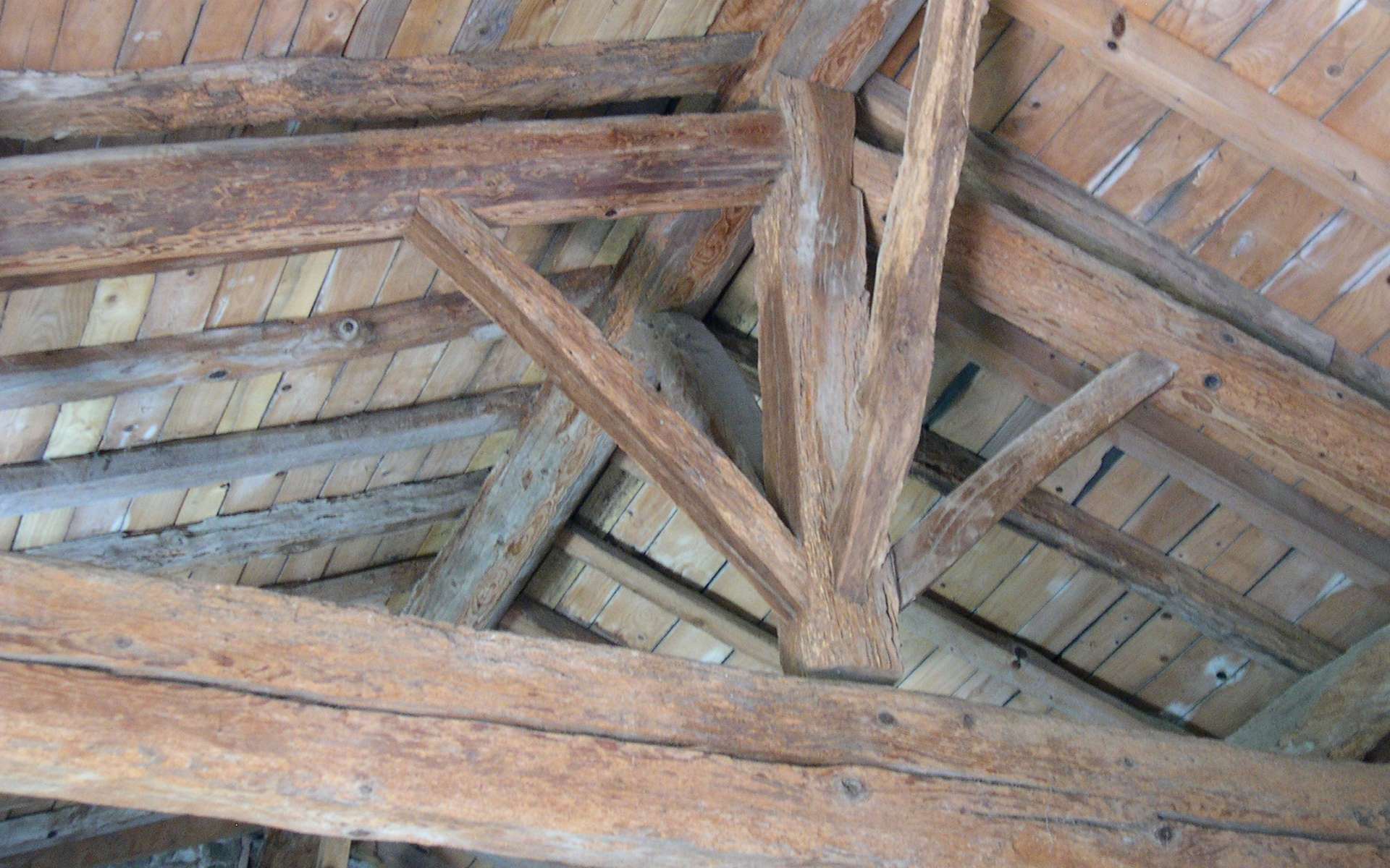 charpente traditionnelle bois