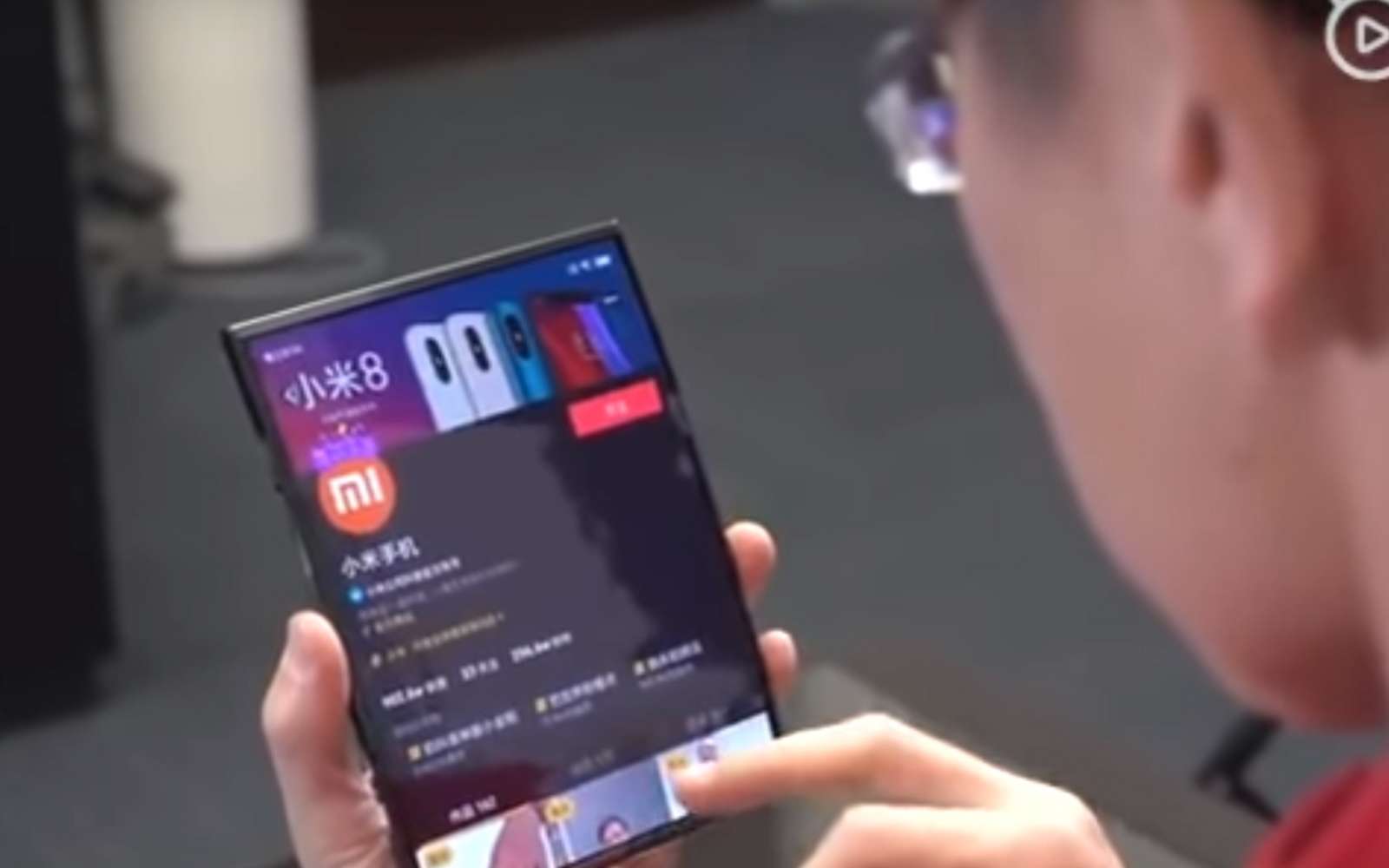 Le smartphone à écran pliable de Xiaomi se dévoile dans une première vidéo