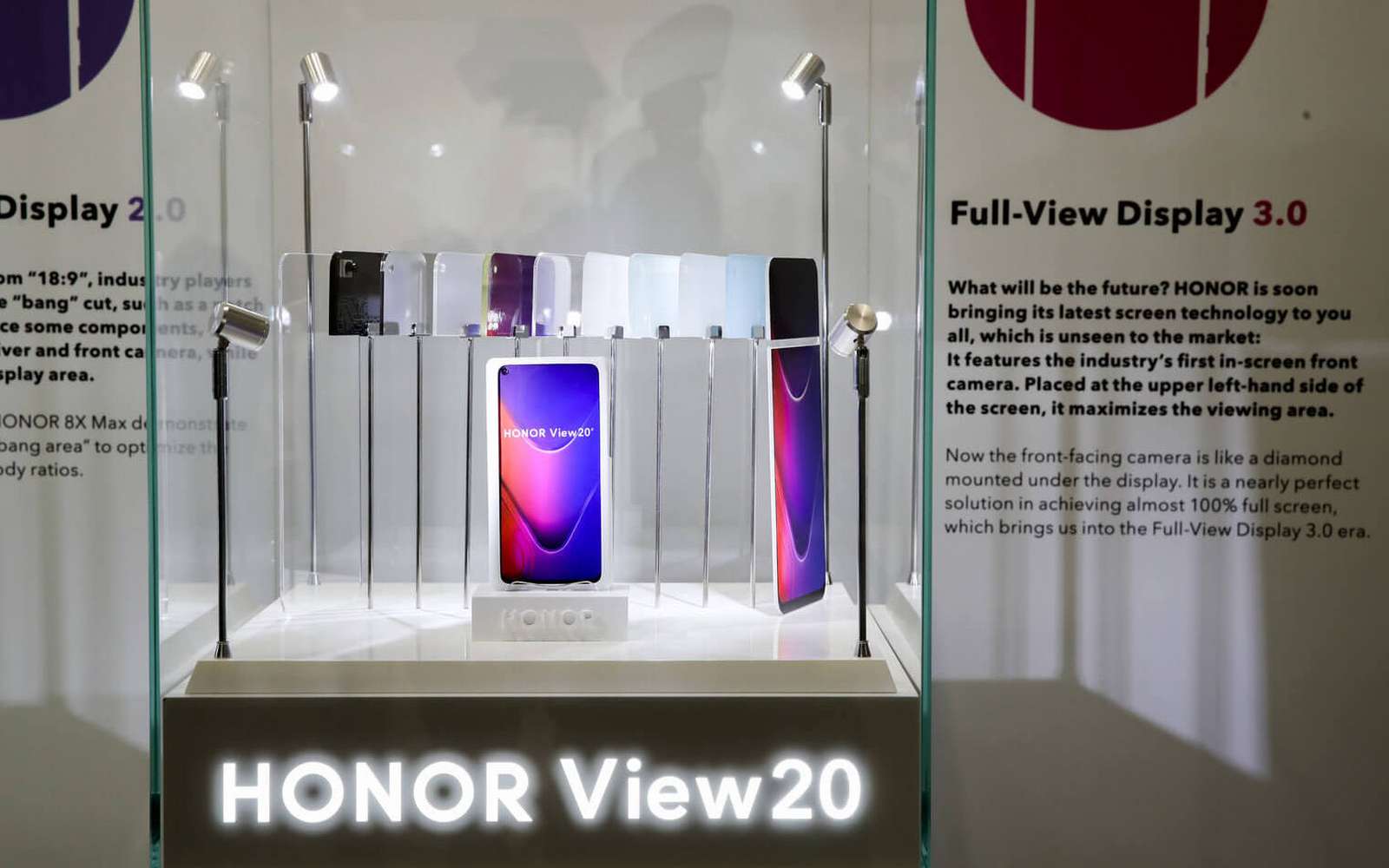 Honor View 20, un smartphone avec un trou dans l'écran