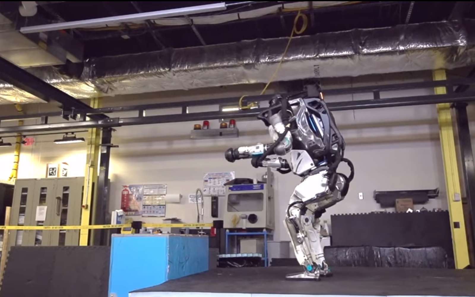 Le robot Atlas de Boston Dynamics devient vraiment très agile