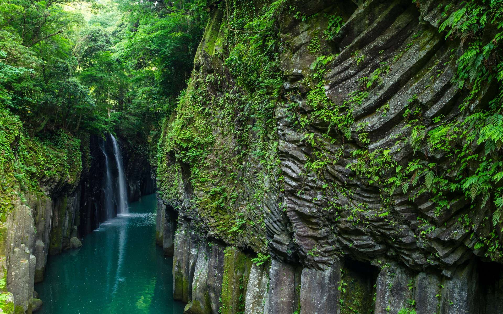 Explorez les gorges féeriques de Takachiho sur l'île de Kykshk, au Japon